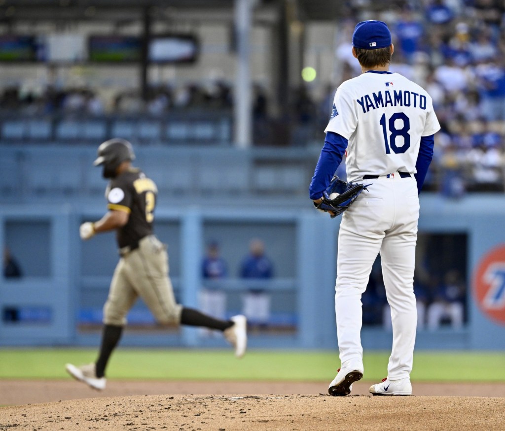 Roles reversed as Padres, Dodgers renew rivalry