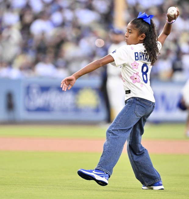 Bianka Bryant tosses out the ceremonial pitch on Kobe Bryant...