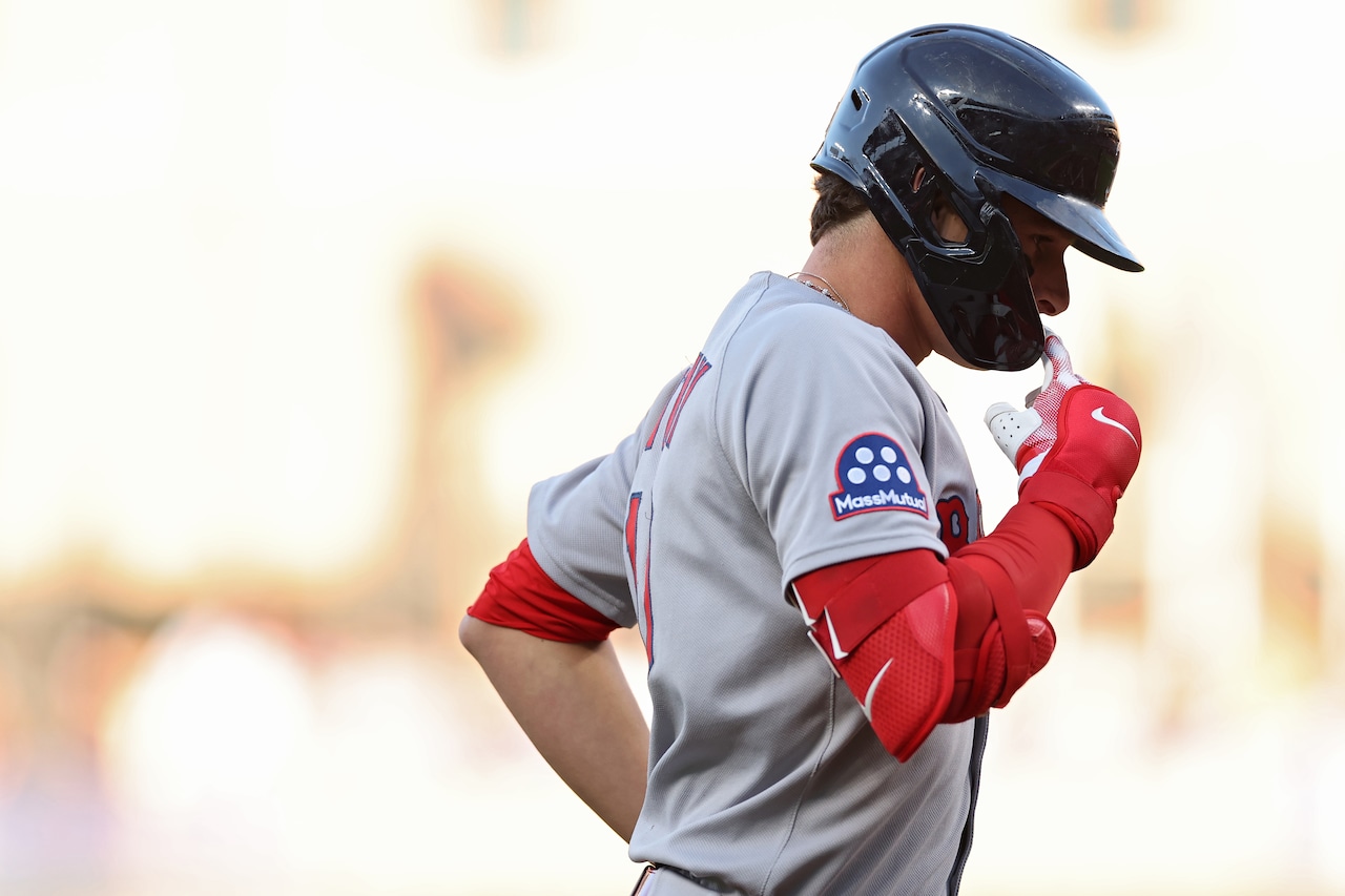 Red Sox reactions: Slumping outfielder belts go-ahead homer in comeback win