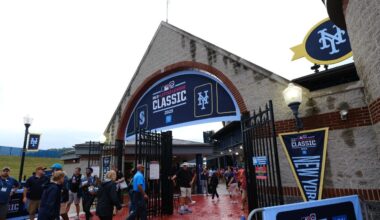 Start of Sunday's Mets-Mariners MLB Little League Classic delayed due to rain - SNY