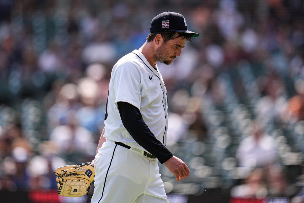 Luke Jackson Elects Free Agency