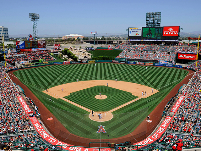 Cincinnati Reds 1 - Los Angeles Angels 2: Final score, results, recap, box score, stats