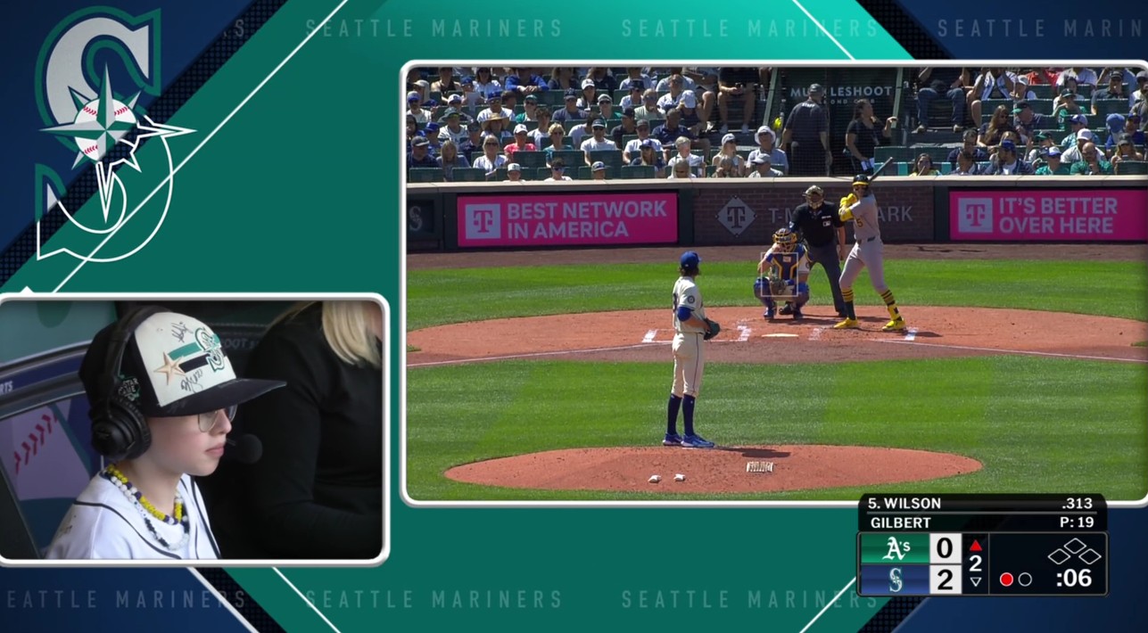 Mariners Kidcaster's first pitch as announcer is opposing team HR