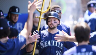 Mariners try to keep home win streak going, host the Athletics