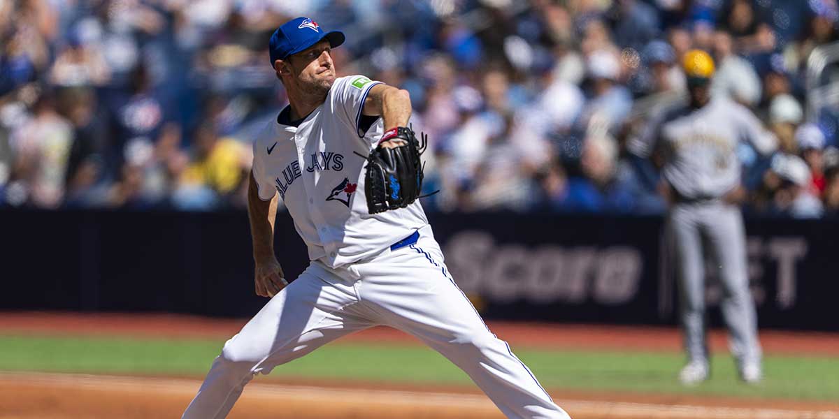 Toronto Blue Jays pitcher Max Scherzer (31) pitches to the Milwaukee Brewers during the second inning at Rogers Centre.