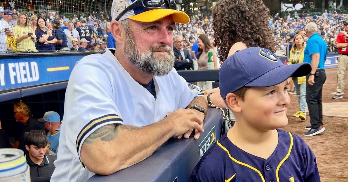 Danny Kolb shares a big league experience with son Korbyn in Milwaukee – Shaw Local