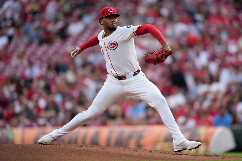 Reds' Hunter Greene shuts down Phillies in return from IL