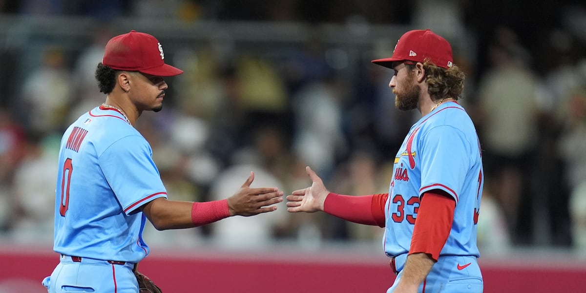Masyn Winn gets a big hit as the Cardinals rally past the Padres 8-5