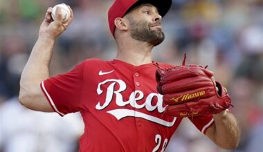 Marte hits 3 doubles and Martinez pitches Reds past Pirates 2-1 to stop 3-game skid