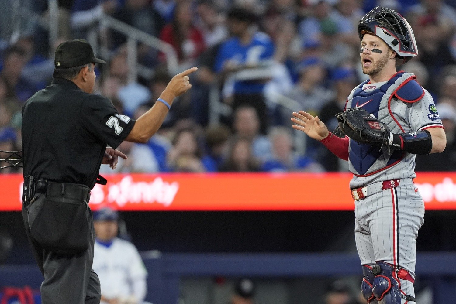 Blue Jays 10, Twins 4: Early Game Woes Continue as Jays Tag Twins for 10 Runs - Twins