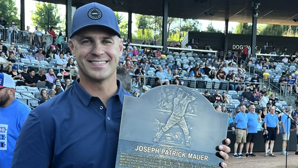 Twins Hall of Famer catcher honored with Joe Mauer Day in St. Paul