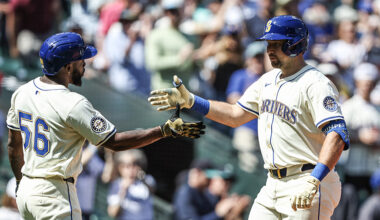 Seattle Mariners Cal Raleigh 48th home run Randy Arozarena high-five 2025...