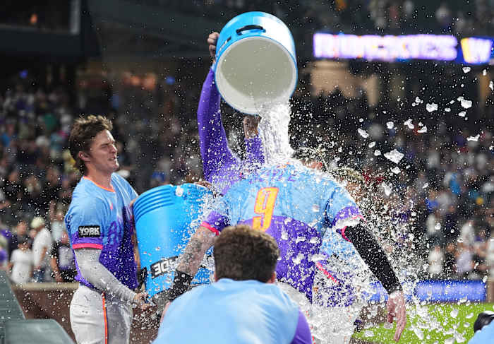 Rockies' stunning 17-16 comeback win over Pirates highlights huge night for offense across MLB
