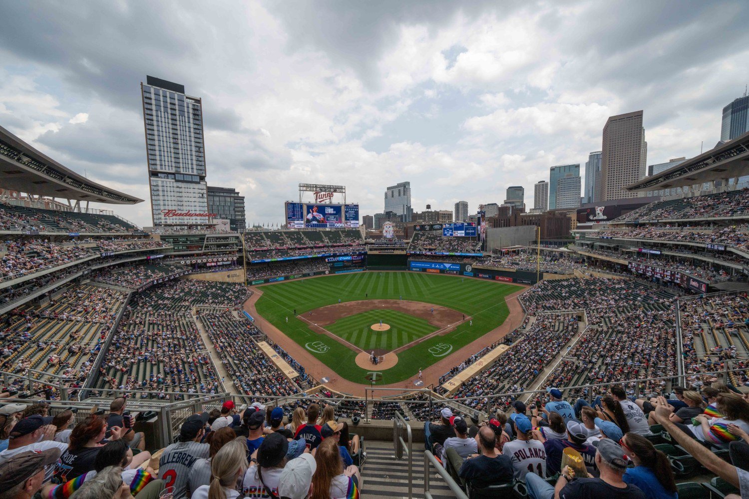 Why Twins Fans Should Keep Going to Target Field - Twins