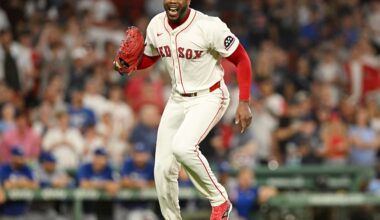 Red Sox extend Aroldis Chapman with one-year deal