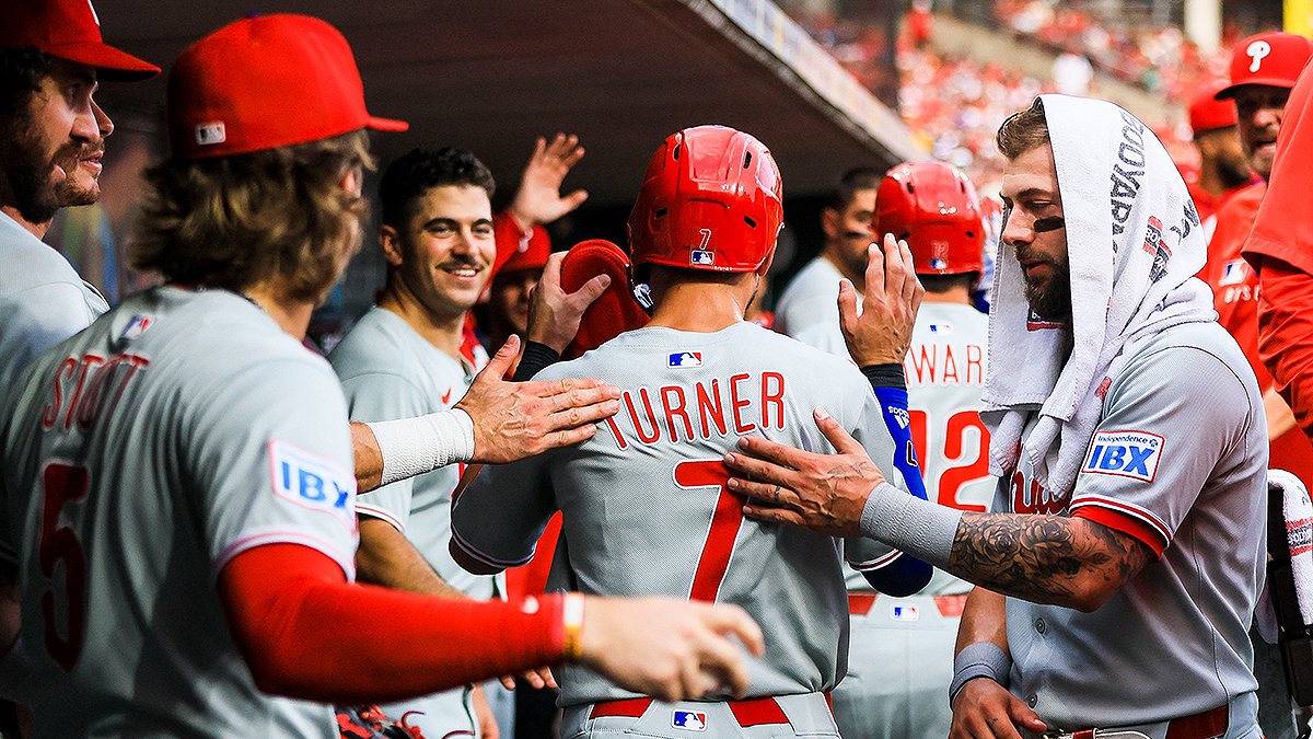 Phillies make quick work of Reds to win fourth straight – NBC Sports Philadelphia