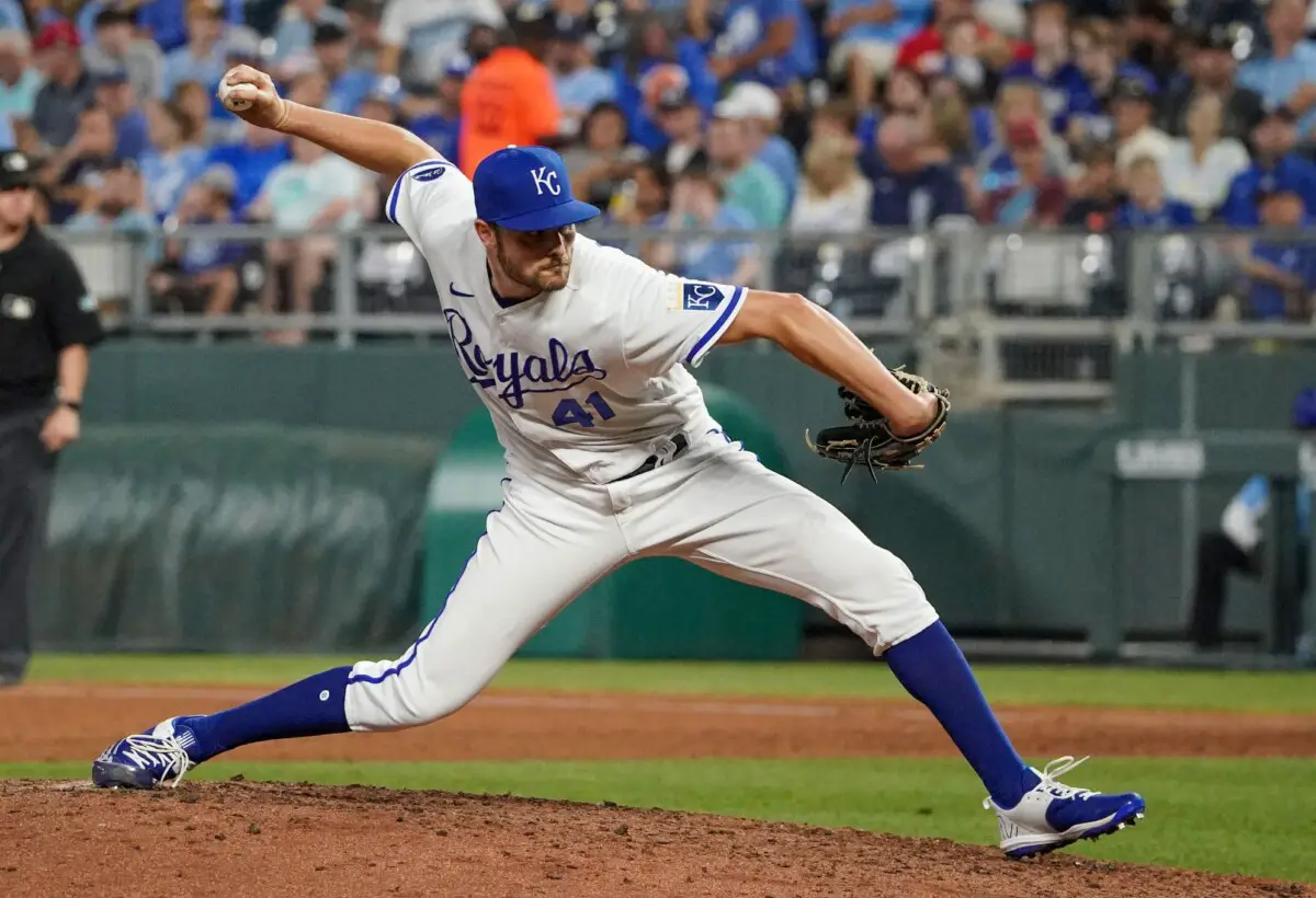 Dodgers Sign Veteran Pitcher Wyatt Mills to Minor League Deal