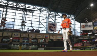 What happened to Jeremy Pena? Live injury updates for Astros vs. Red Sox 8/1/25