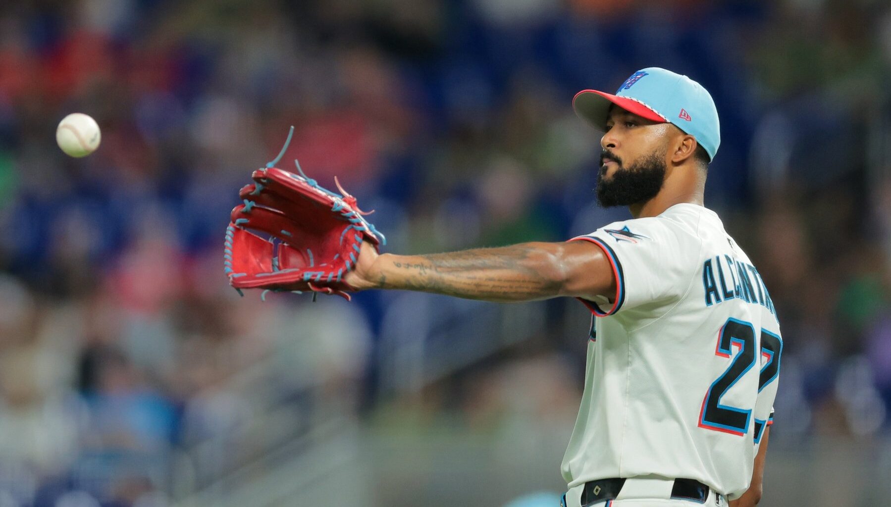 Marlins hold onto Sandy Alcantara, Edward Cabrera through 2025 trade deadline - Marlins