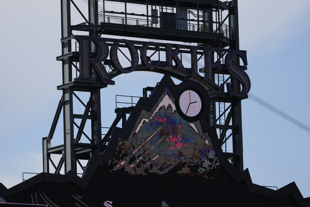 Rockies Select Dugan Darnell - MLB Trade Rumors