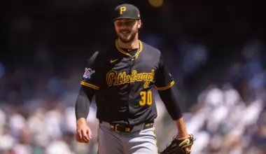 Yankees' rookie pitcher is just behind Paul Skenes for impressive 2025 stat image