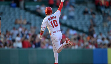 Tigers Sign Kevin Newman To Minor League Deal