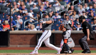 Mets Bats Break Out in 12-6 Win Over Giants