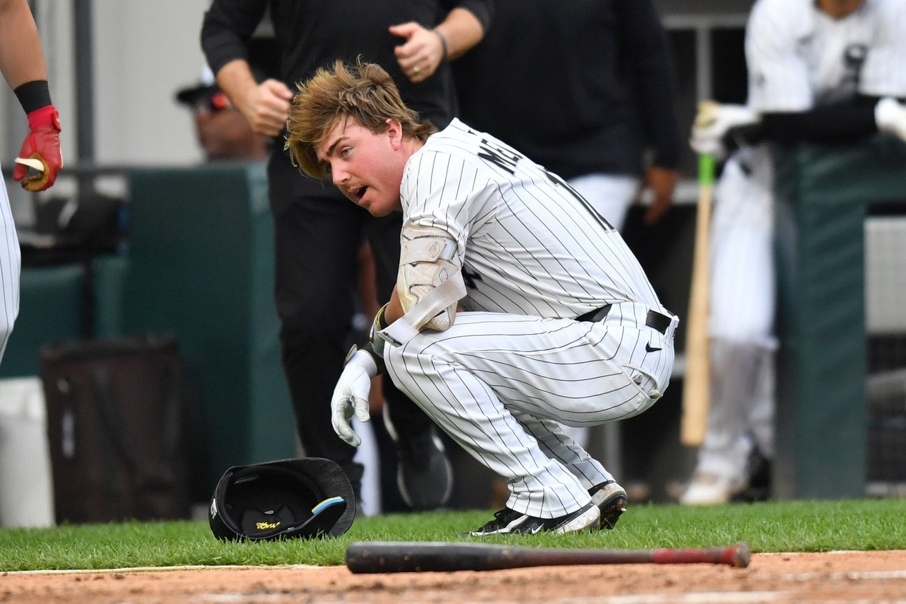 White Sox Shuffle Infield, DFA Varland After Meidroth Injury