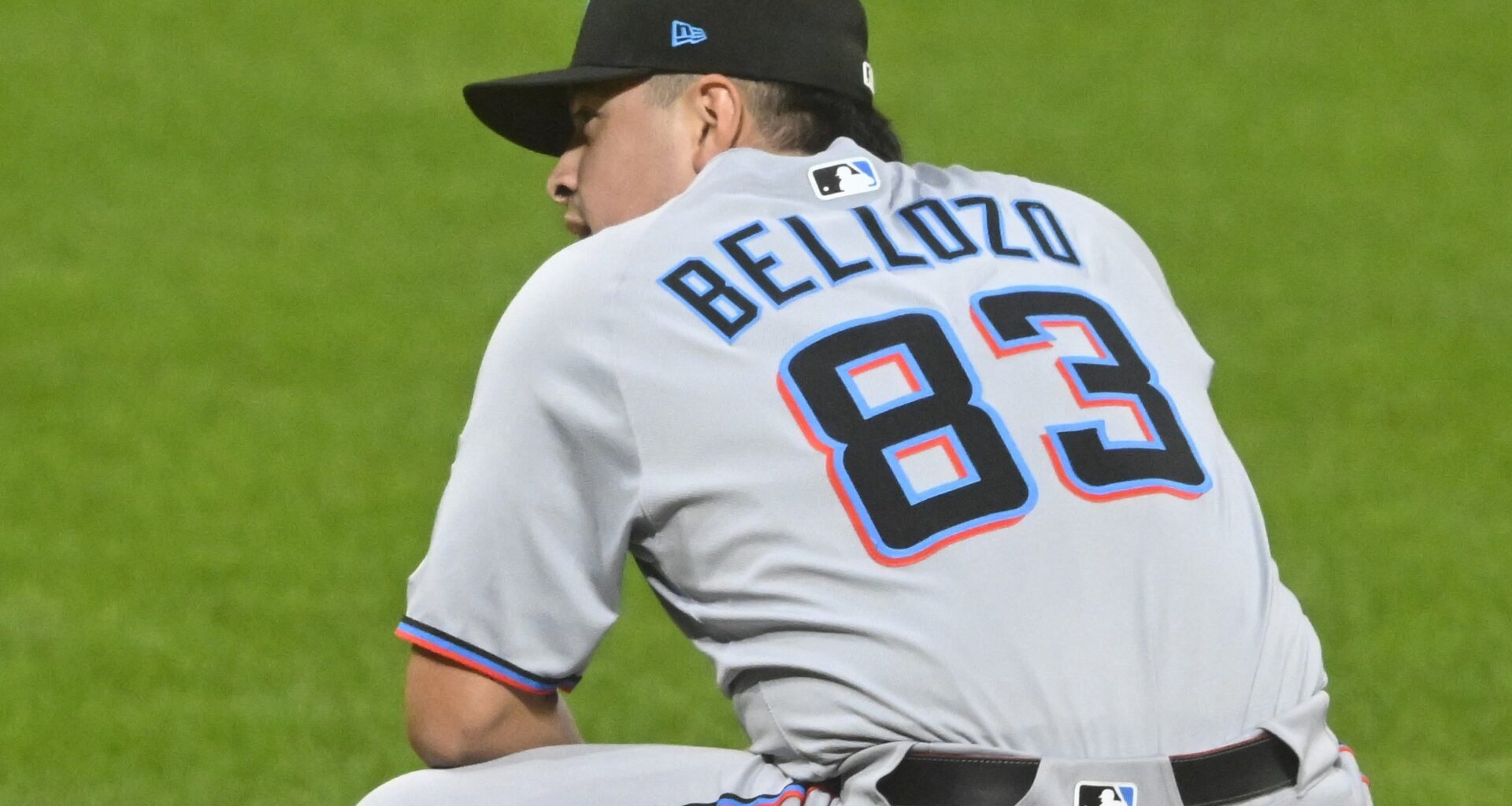 Offishial News: Reevaluating Valente Bellozo; Marlins part with Myles Lewis - Marlins