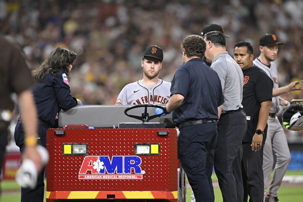 Landen Roupp Suffers Knee Sprain