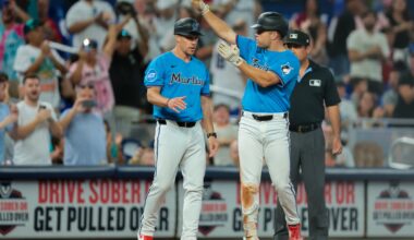 Fish steal final game versus Toronto behind Eury's right arm, clutch hits - Marlins
