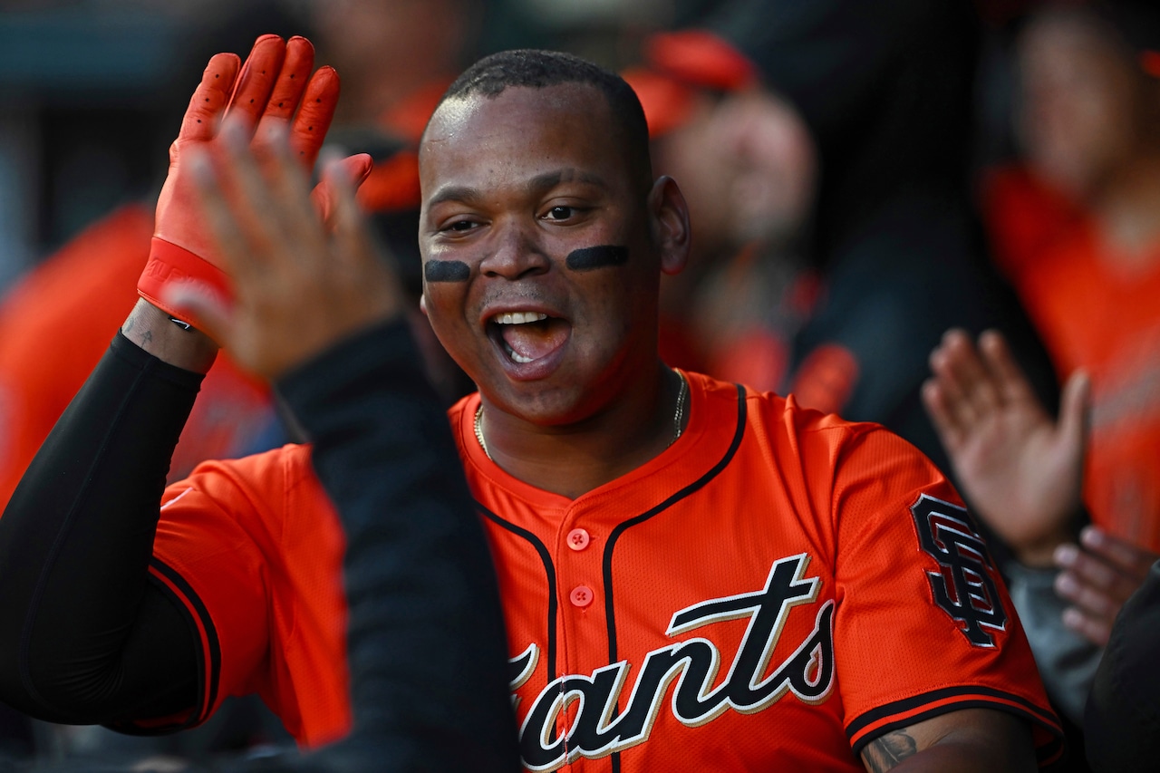 Rafael Devers is someone who’s ‘willing to do whatever’ for team, ex-teammate says