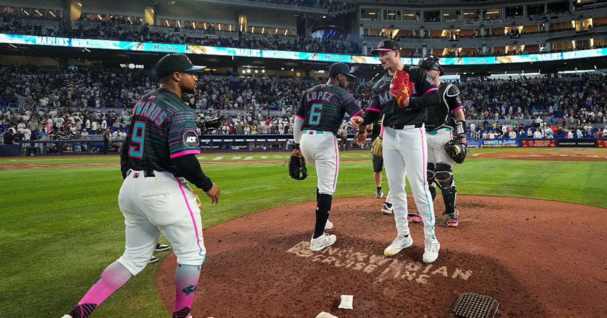 Miami Marlins set franchise record for combined series attendance against N.Y. Yankees