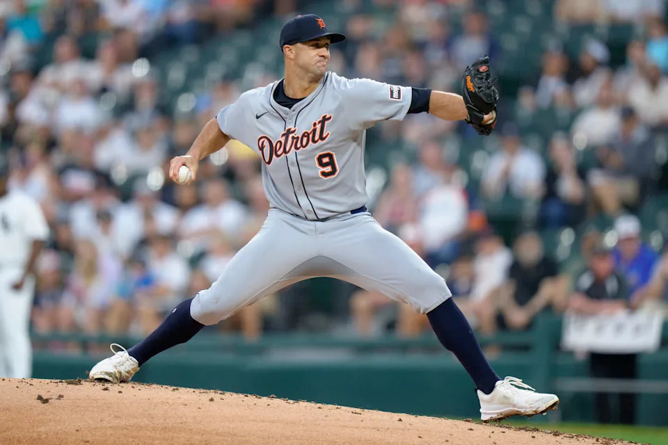 Jack Flaherty of the Detroit Tigers pitches in the first inning of a game against the Chicago White Sox at Rate Field in Chicago on Tuesday, Aug. 12, 2025.