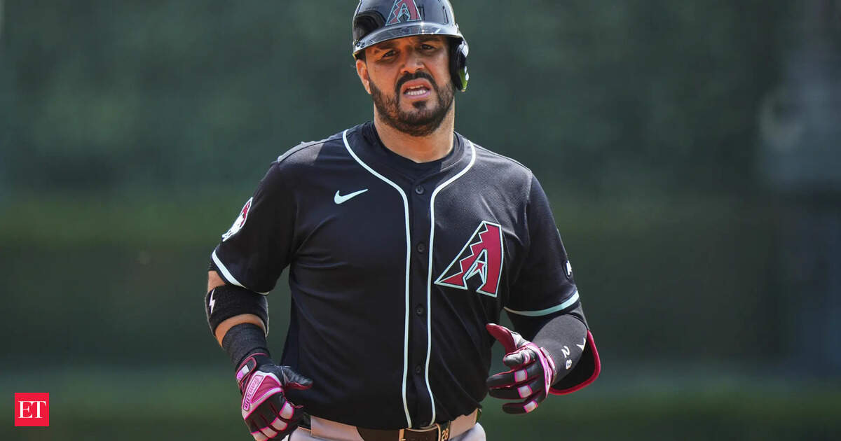 MLB Trade Deadline: Latest updates, acquisitions, and rumors as Mariners reacquire third baseman Eugenio Suarez