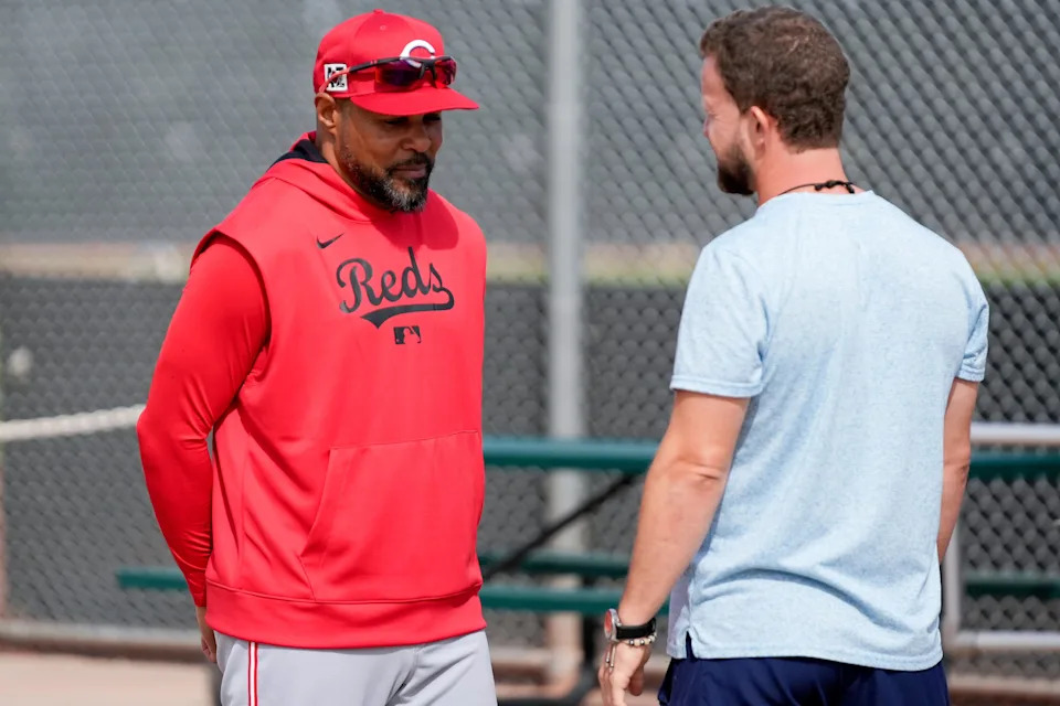 Hall of Famer Barry Larkin at Reds' spring training