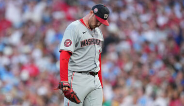 Struggling Parker remains in rotation after off-day