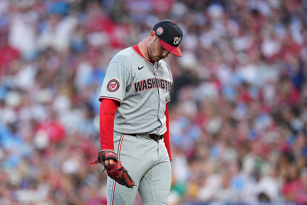 Struggling Parker remains in rotation after off-day