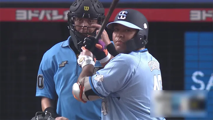 Saitama Seibu Lions player Cedeño © Pacific League TV