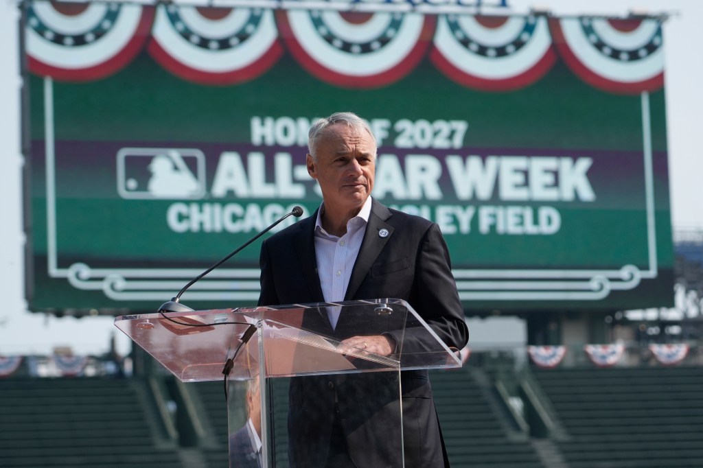 Rob Manfred announces the 2027 MLB All-Star Game at Wrigley Field.