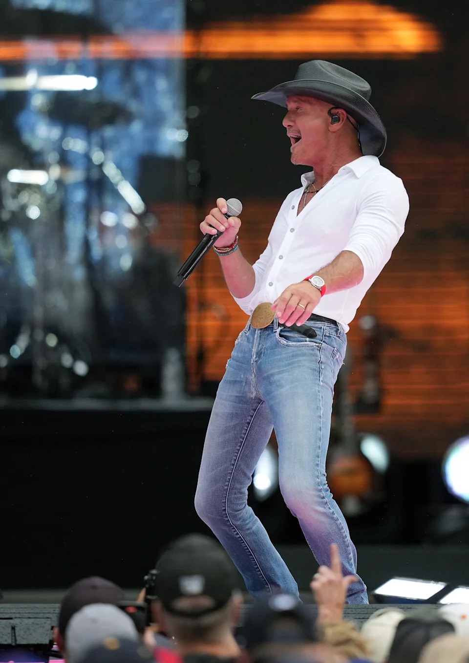 Tim McGraw performs.
