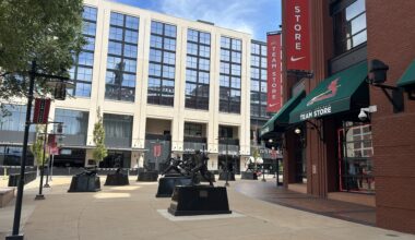 Final: Pirates 2, Cardinals 1