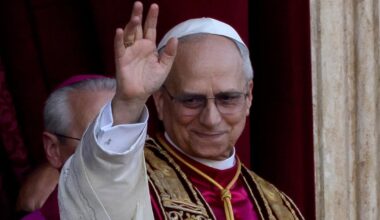 Pope Leo XIV's brother settles crucial Chicago debate: Is the pontiff a White Sox or Cubs fan?