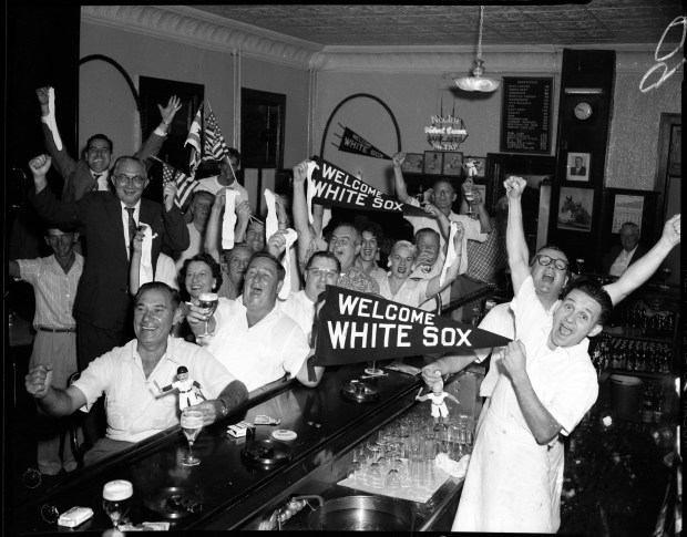 Patrons at The Pump tavern yell and scream as the White Sox win their first pennant in 40 years on Sept. 22, 1959. (Al Phillips/Chicago Tribune)