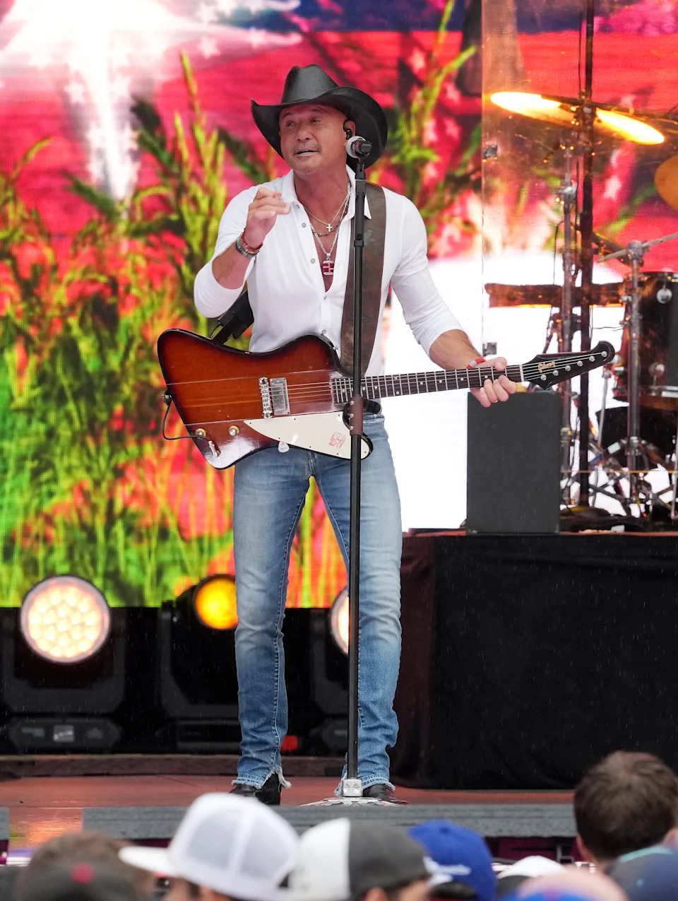 Tim McGraw performs prior to the MLB Speedway Classic.