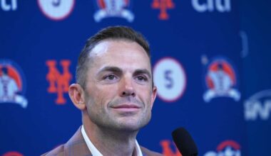 Mets legend David Wright continues a tradition of honoring New York’s heroes at ‘Battle of the Badges’ baseball game