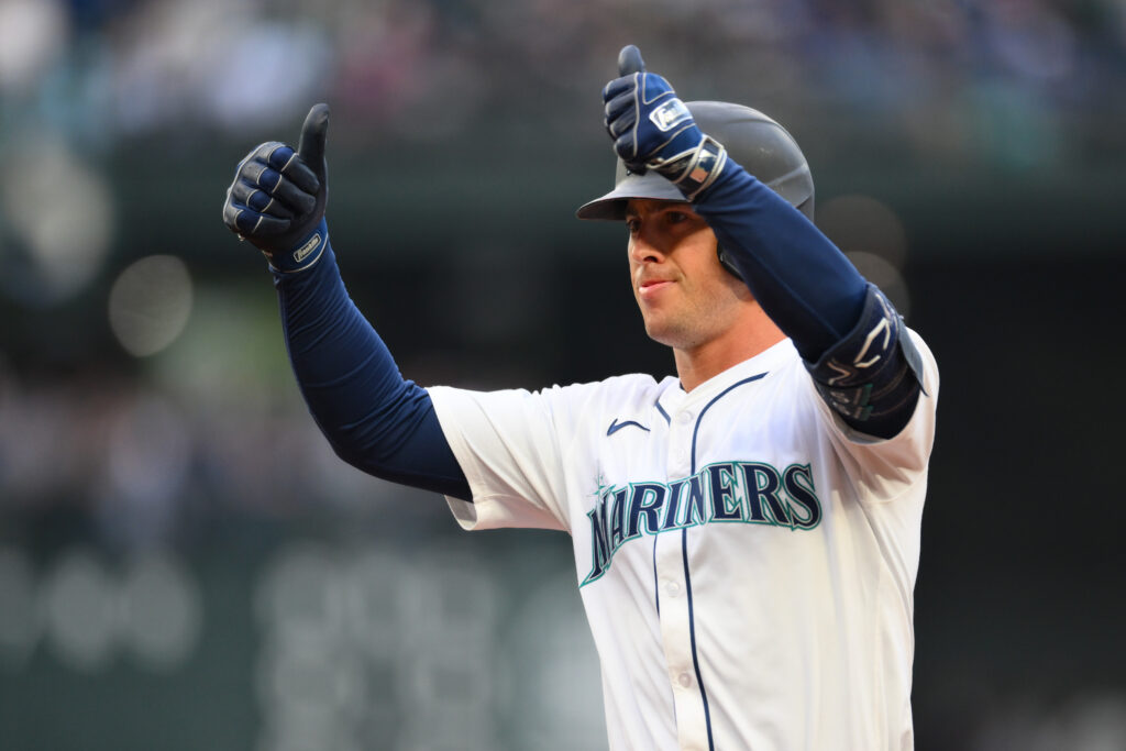 Rangers, Dylan Moore Agree To Minor League Deal