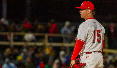 Reds defense fails them again as Brewers win in extra innings