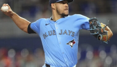 Blue Jays tweak starting rotation with an eye on Yankees series