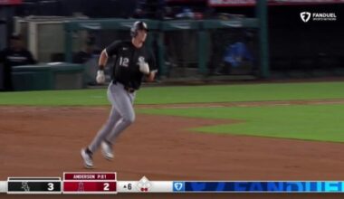 Benintendi, Sosa each hit a HR as White Sox beat Angels 6-3